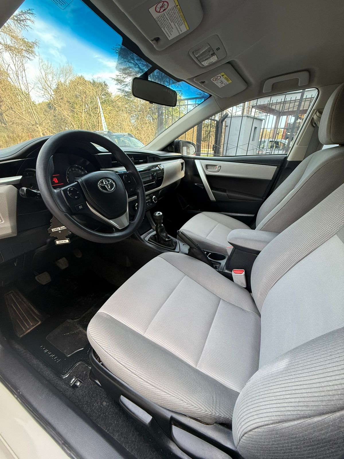 TOYOTA - COROLLA XEI - MANUAL - 2014